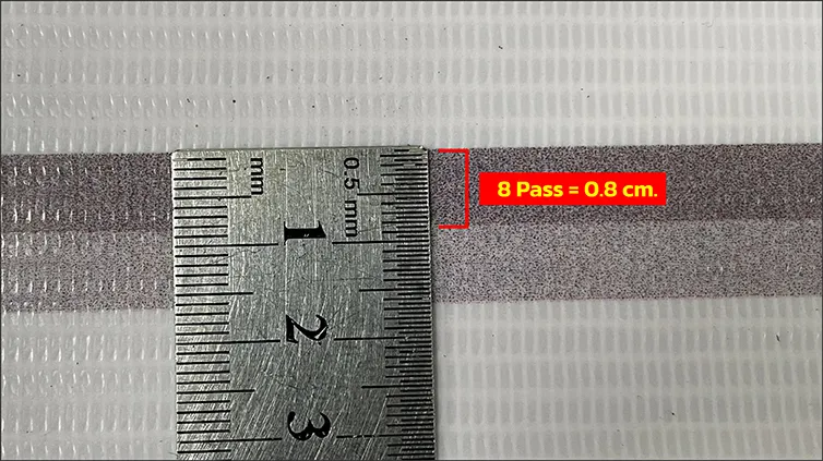สาธิตการพิมพ์แบบ 8 pass ความกว้างอยู่ที่ 0.8 cm. 